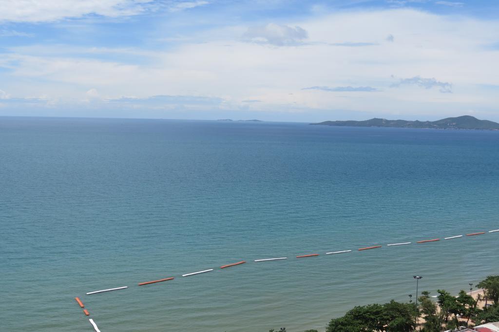 Jomtien Plaza Suite Apartments Cameră foto